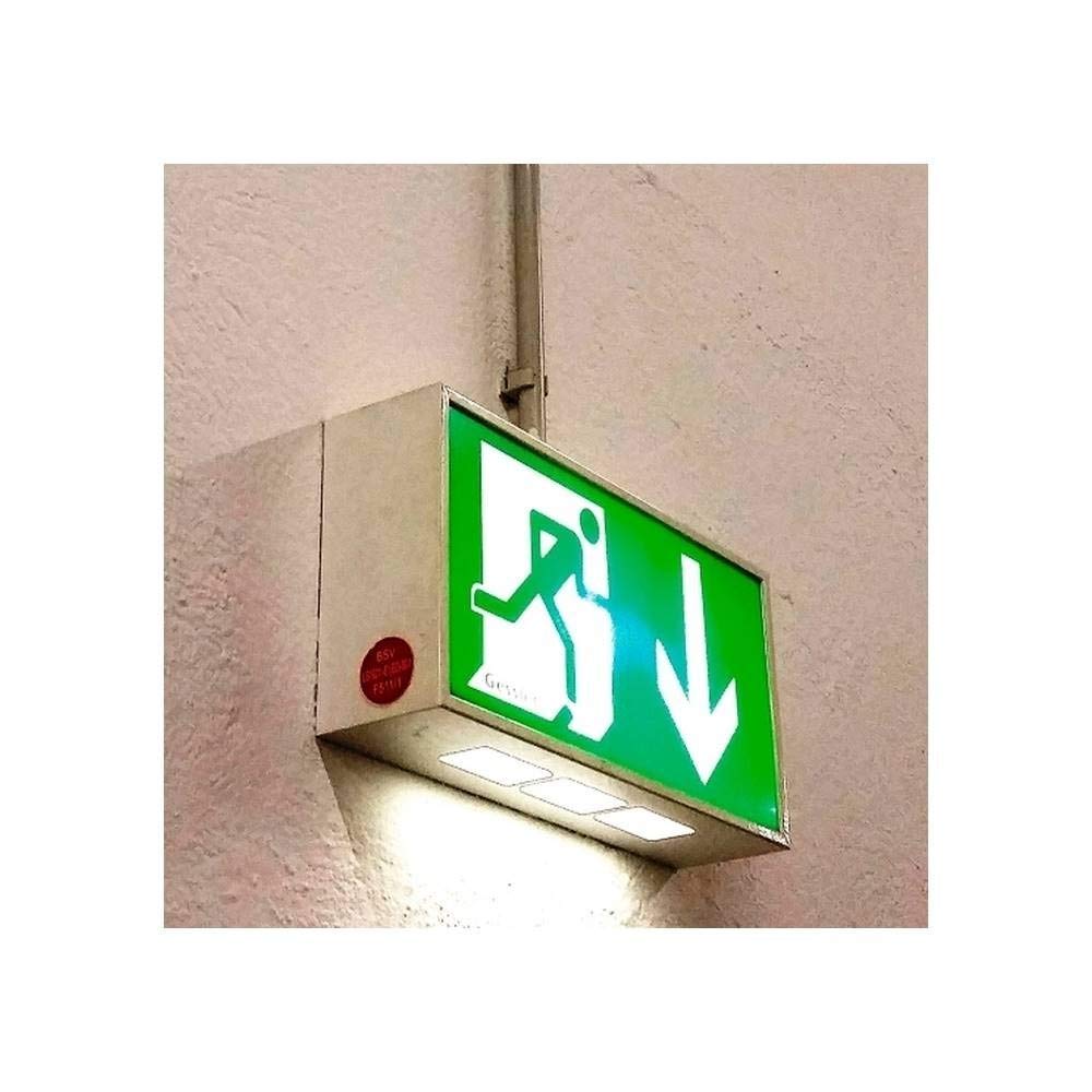 CELO 932UT - Abrazadera abierta multiclip UT para clavadora a gas 32 mm color blanco (Envase 50 ud)