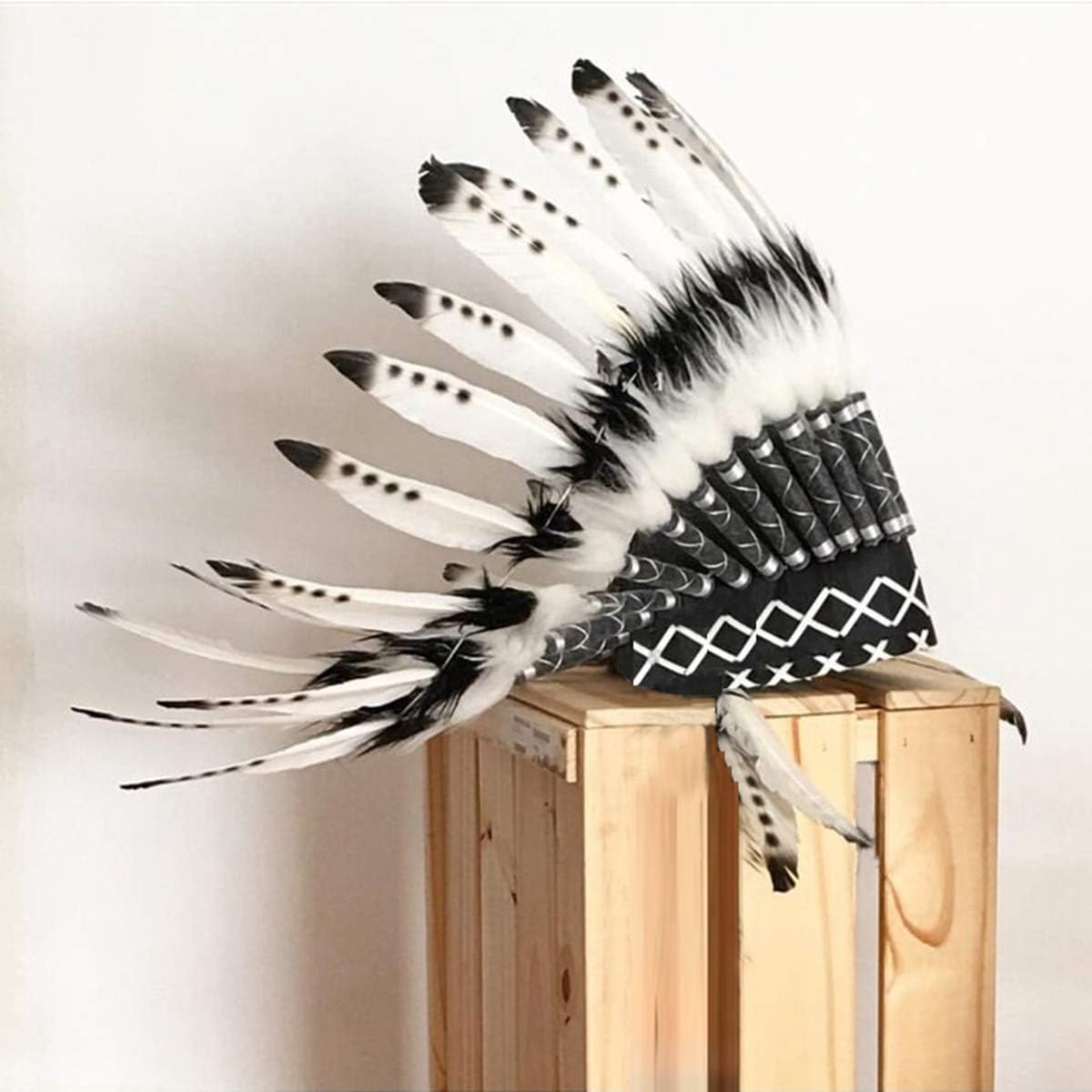 Yinuoday Native American Headdress, Photo Props Indian Headwear Feather Headdress Headband Accessories for Party Photo Props Party Home Decor