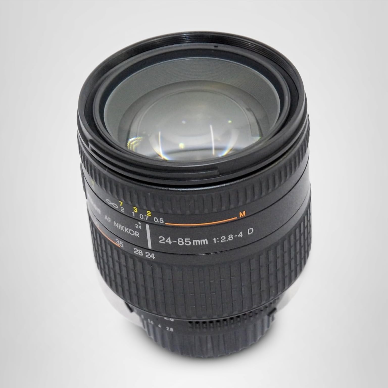 Nikon Ai AF NIKKOR 24-85mm f/2.8-4D IF