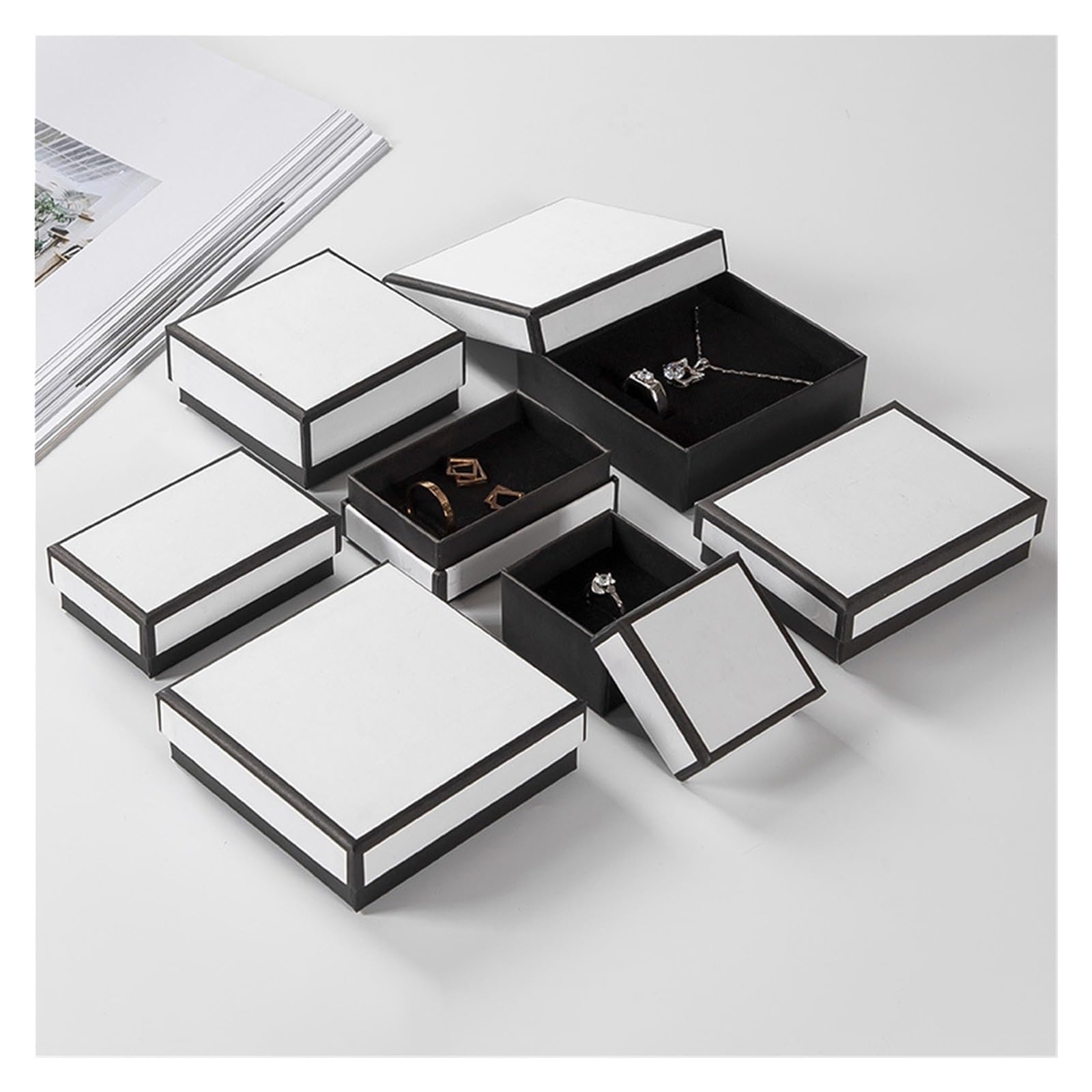 Paquete de 50 cajas cartón blanco y negro for joyería, pendientes, anillos, almacenamiento collares, papel Kraft, estuche antipolvo for regalo boda viaje para Joyas(9x9x3cm)