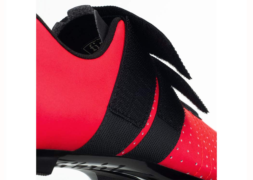 Amazon.co.jp: FIZIK(フィジーク) TEMPO POWERSTRAP R5 ロードシューズ