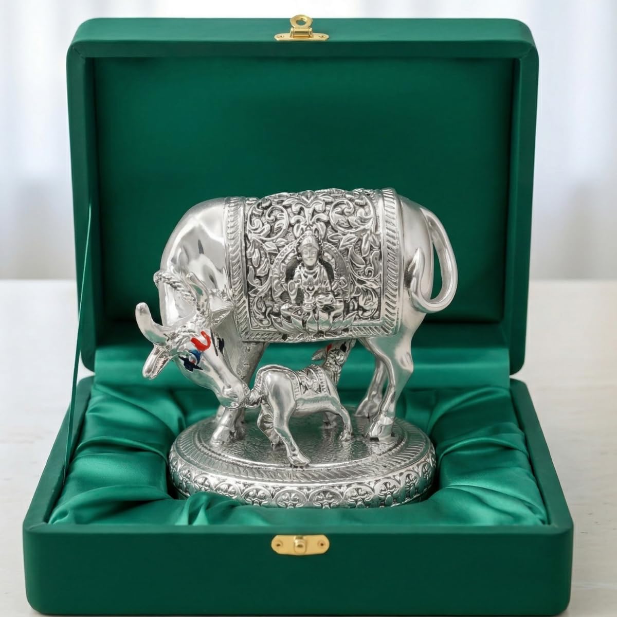 Dev Aastha 999 Pure Silver Plated Kamdhenu Cow Idol - 6 Inch Large Auspicious Vastu Home Decor for Pooja Room and Mandir - Sacred Symbol of Prosperity, Abundance and Success