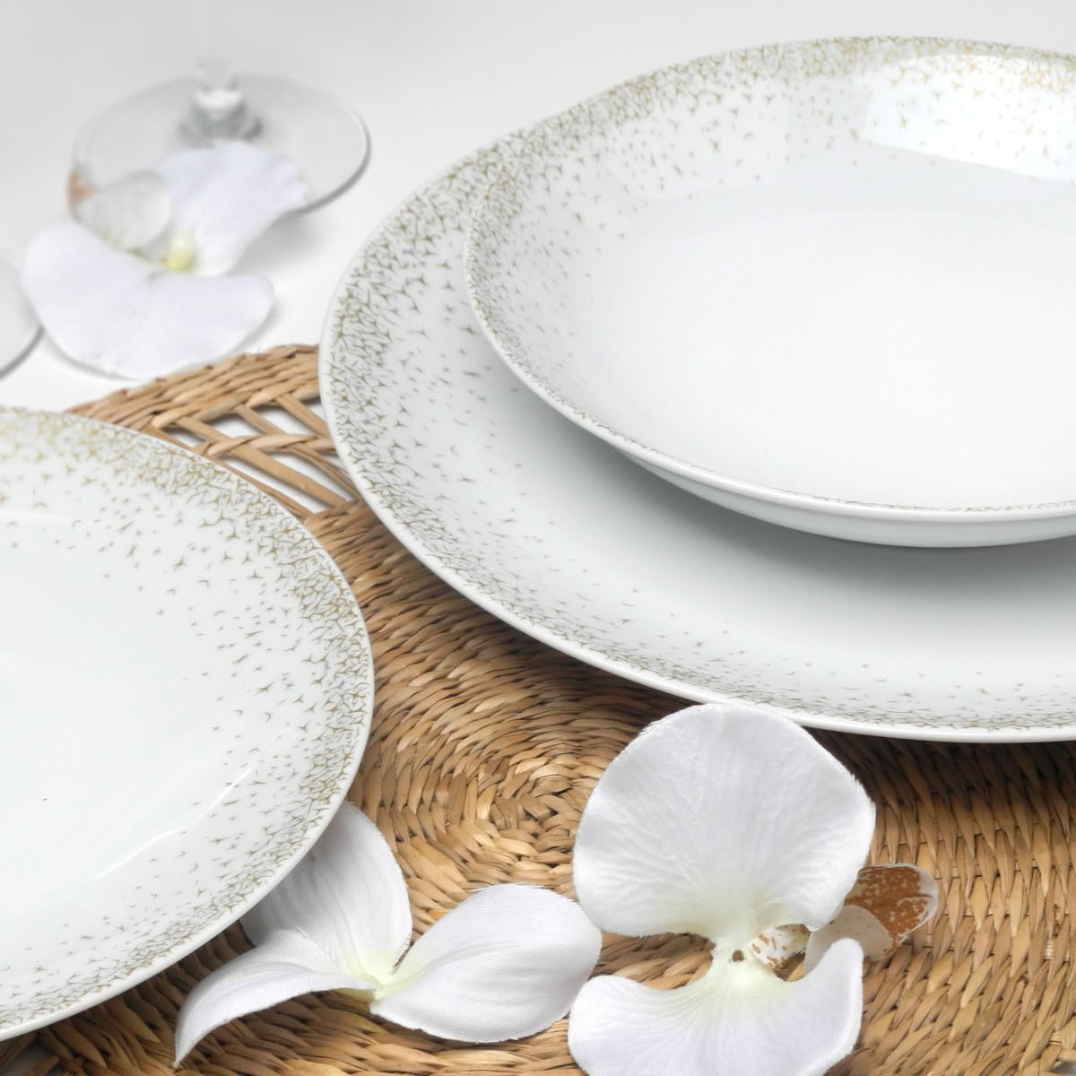 MEDARD DE NOBLAT - Zestaw naczyń - Batik - Porcelana - Zestaw 18 talerzy - Biały