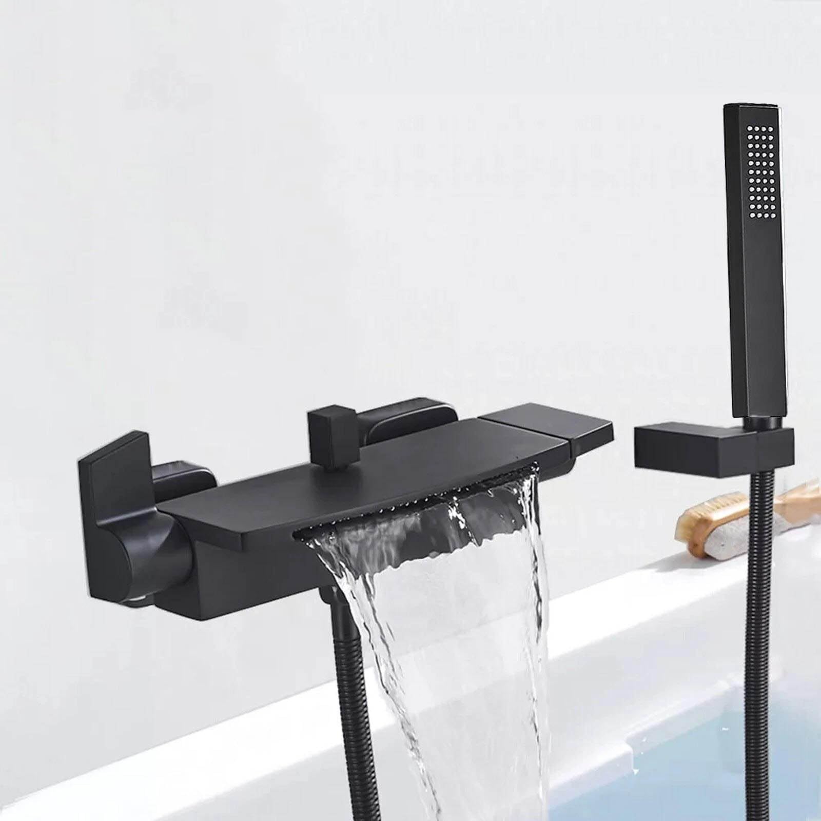 Robinet baignoire avec douchette pour transformer votre salle de bain en spa moderne