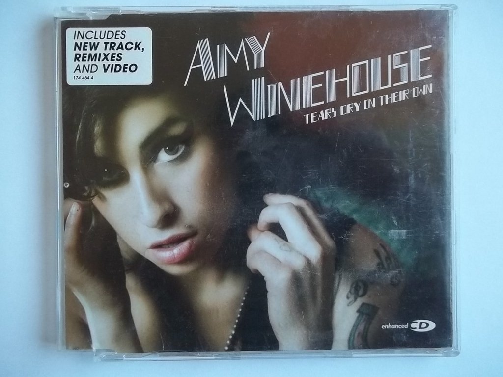 Tears Dry on Their Own: Winehouse,Amy: Amazon.it: CD e Vinili}