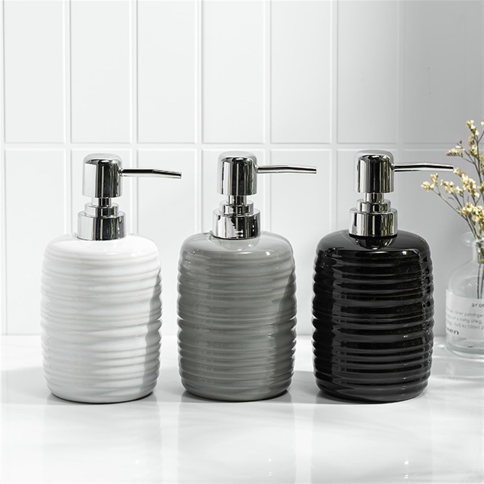 Distributore di Sapone Rotondo da 410 ml con Decorazione a Strisce e Pompa per Bagno, Cucina, Piatti, detersivo