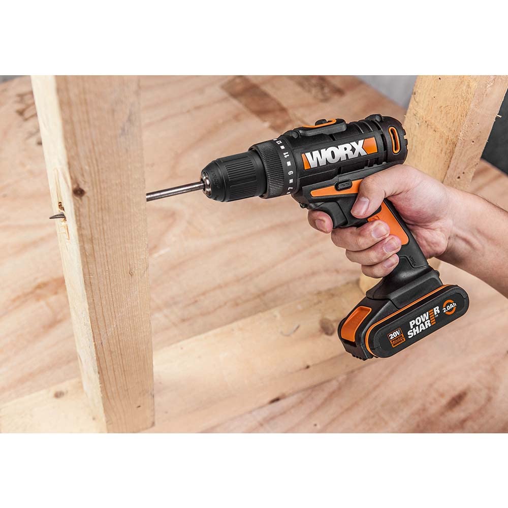 Worx WX101.1 -Trapano avvitatore a batteria, 20 V di potenza, per forare e avvitare, con 2 batterie agli ioni di litio, caricatore e valigetta