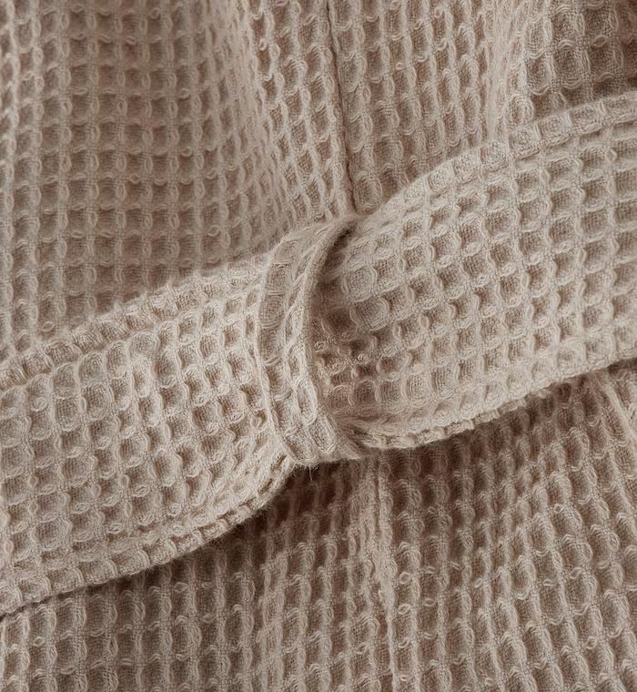 Beige Waffle Weave Bathrobe – Soft & Lightweight, Knee Length Loungewear – Unisex Bathrobe for Bath, Shower, or Lounge – Size S/M3