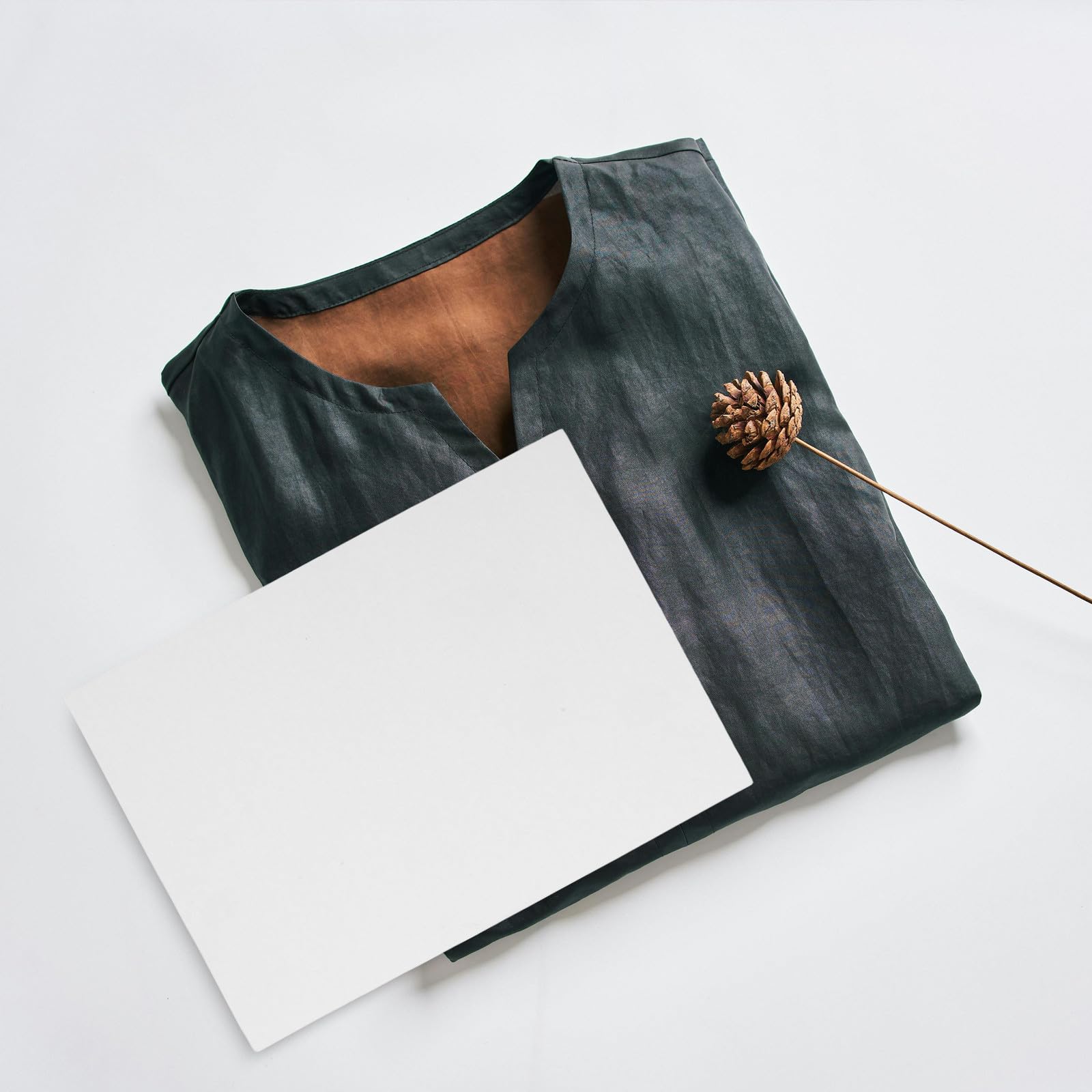Toddmomy 100 Stück Hemdfutterbrett aus Weißem Papier 210x290mm zum Organisieren und Verpacken von T shirts mit Anti Falten Design und Stabiler Kartonqualität