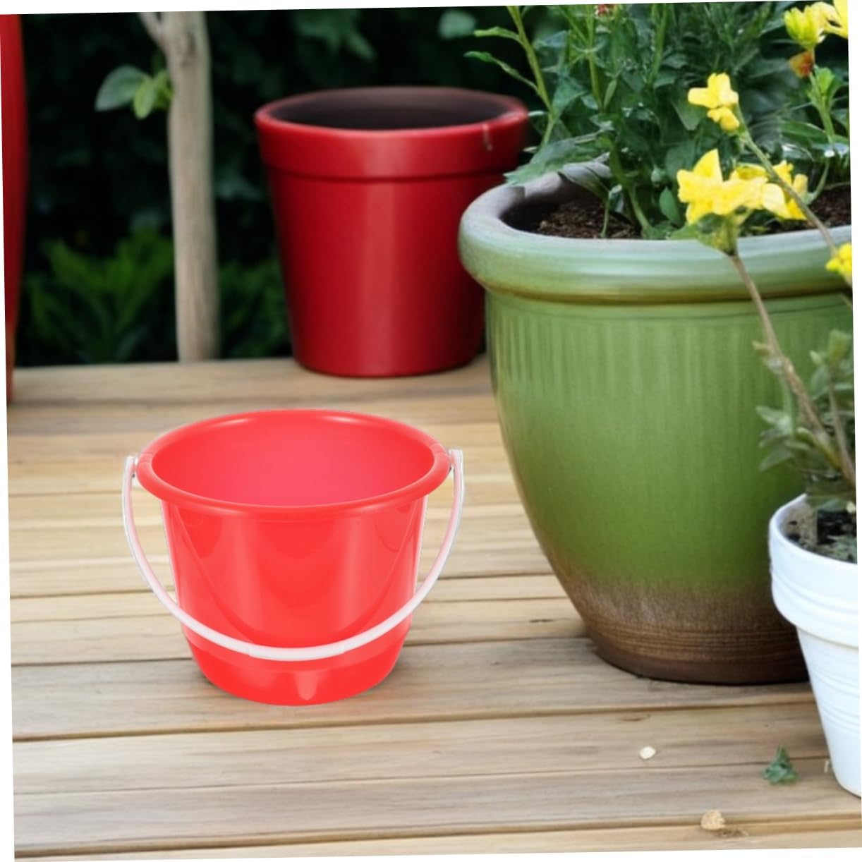 3pcs Versatile Plastic Buckets with Handles for Home and Garden Storage and Cleaning for Car Washing and Plant Watering