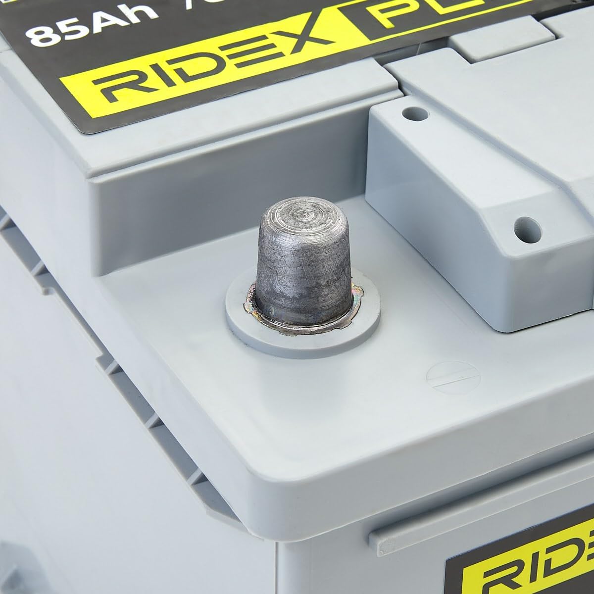 RIDEX PLUS 1S0027P Prime Batería Coche 85Ah 780A 12V B13 DIN/ISO LB4 Baterías de Arranque de 80Ah 75Ah 70Ah Compatible con FORD Fiesta Mk6 Hatchback CB1, CCN, JA8, JR8 MONDEO IV Turnier BA7, AUDI, VW
