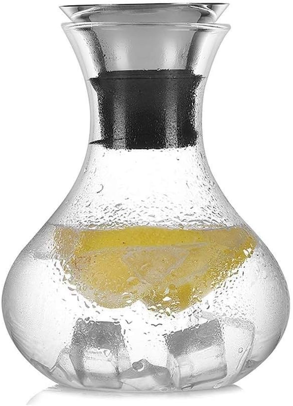 caraffa d'acqua per la camera da letto