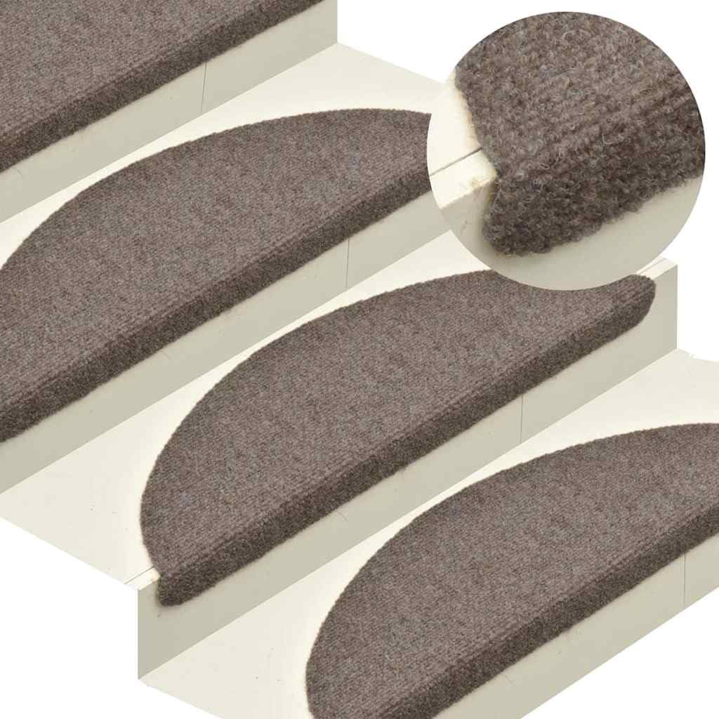 Selbstklebende Stufenmatten 20 Stück 56x17x3 cm Beige Halbrund Treppenschutz Treppenauflage Treppenteppich rutschfest langlebig für Flur Eingangsbereich Hausflur Treppenhaus