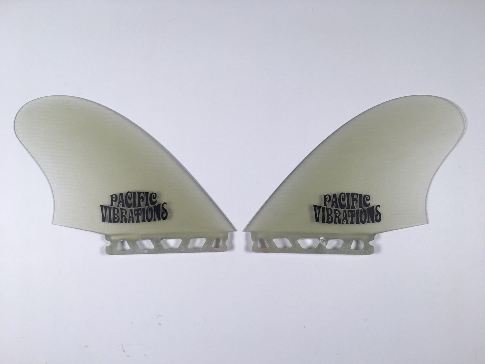 PACIFIC VIBRATIONS Futures Twin fin Channel Islands Keel Al Merrick Template Fish Surfboard New Fiberglass