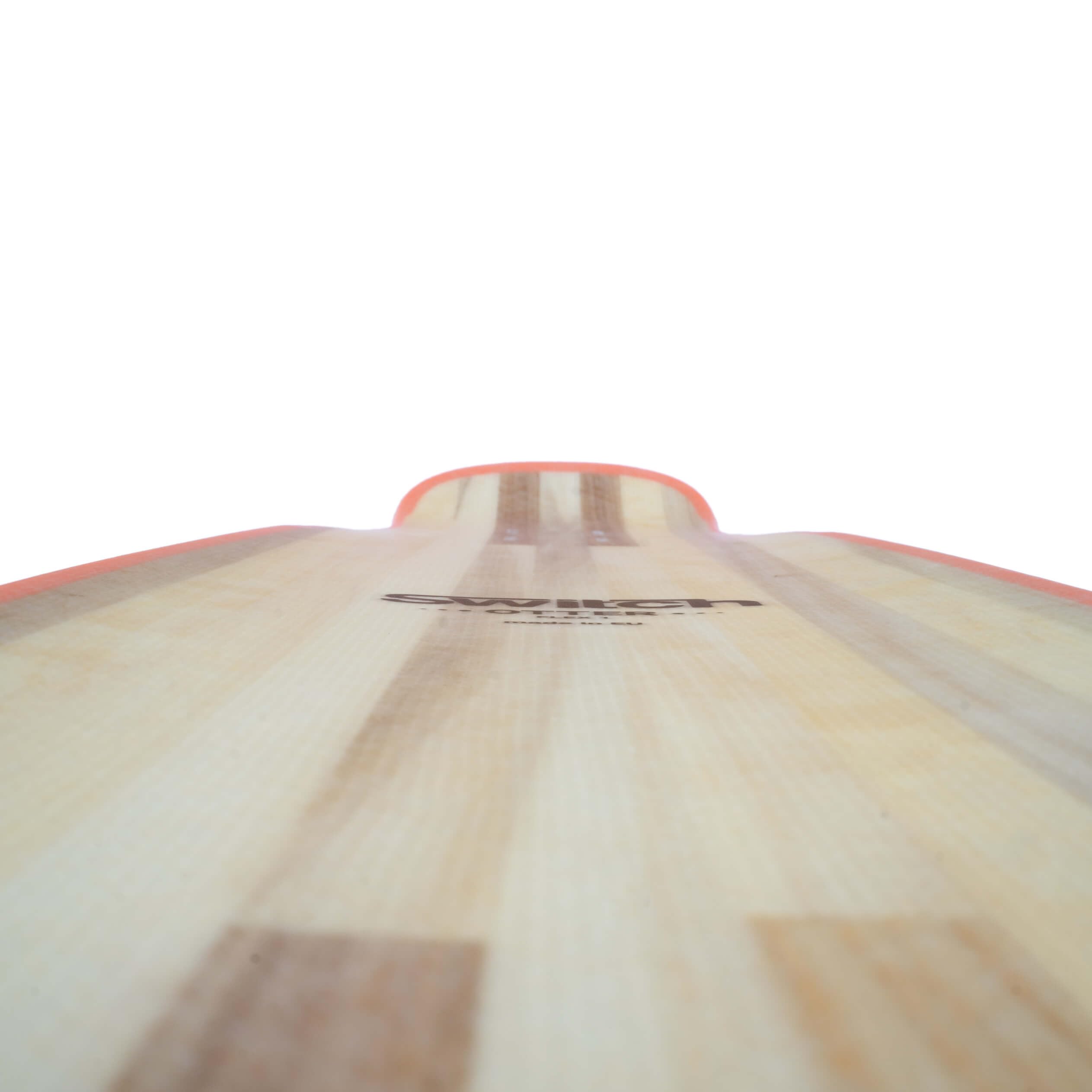 Dancing Longboard Otter V2 Flow Black Flex1 : Deck Freestyle robuste et étanche pour conducteurs polyvalents