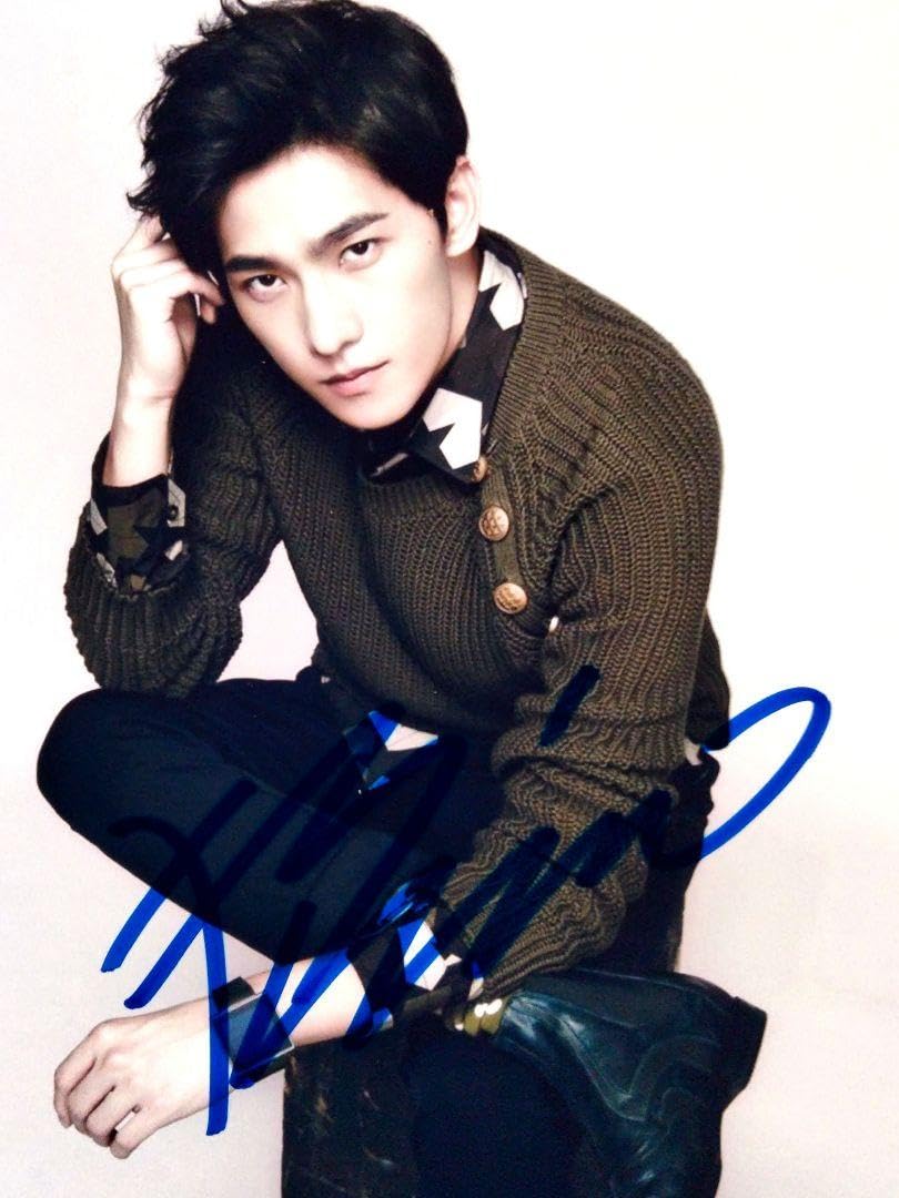 ヤン・ヤン直筆サイン入り2Lサイズ写真…Yang Yang… 【公式通販】