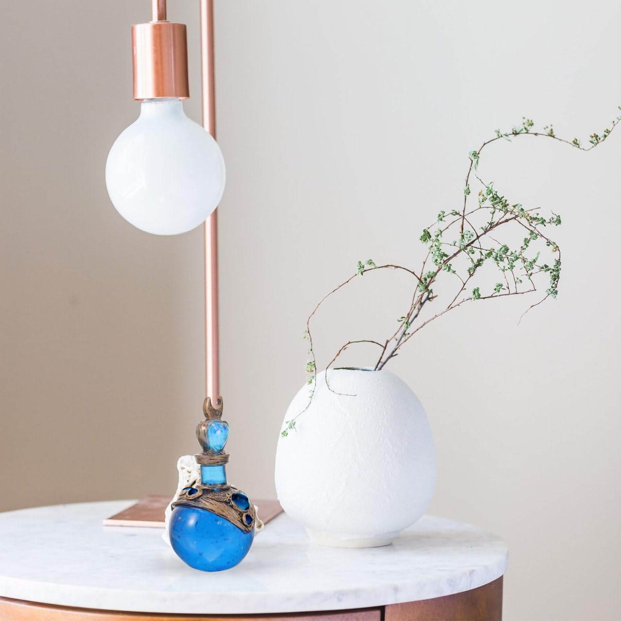 Meerjungfrauen Zaubertrankflasche aus Kunstharz Kreative Dekoration für Zuhause mit Glänzender Blauer Oberfläche Praktisches und Charmantes Design für Schreibtisch
