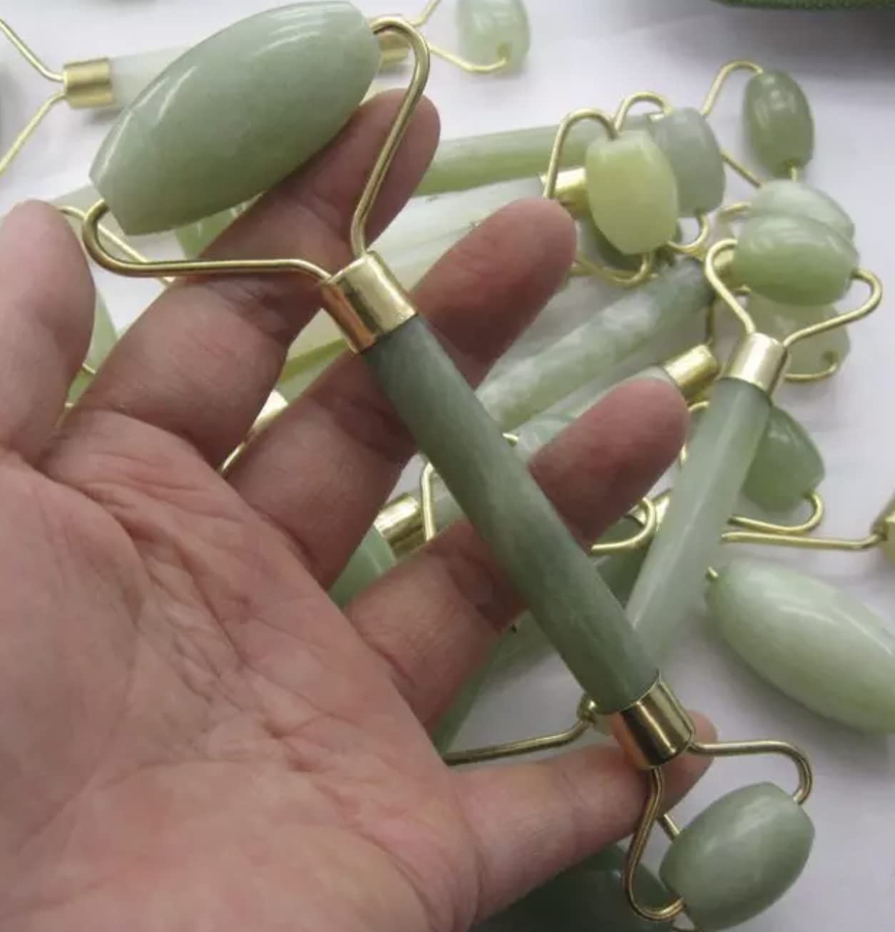 Jade roller