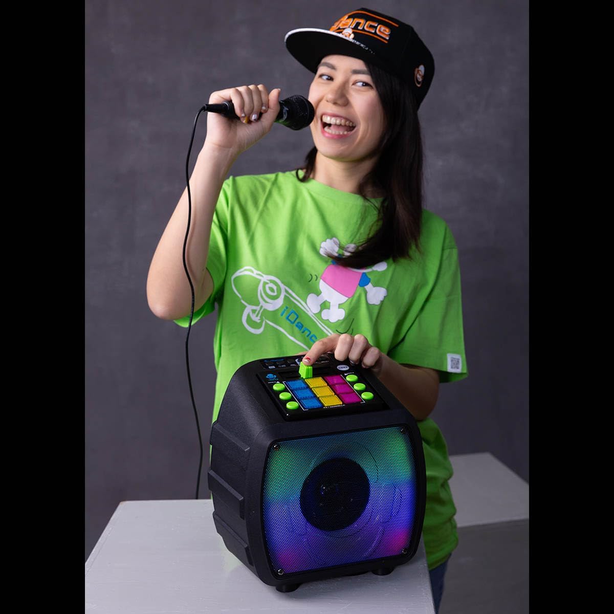 Close-up of the iDance Beatmix 303 DJ mixer panel