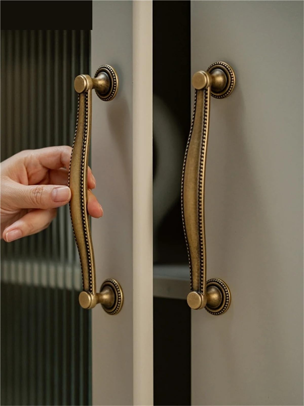 Poignée de garde-robe en laiton 128mm pour remplacer vos fixations usées