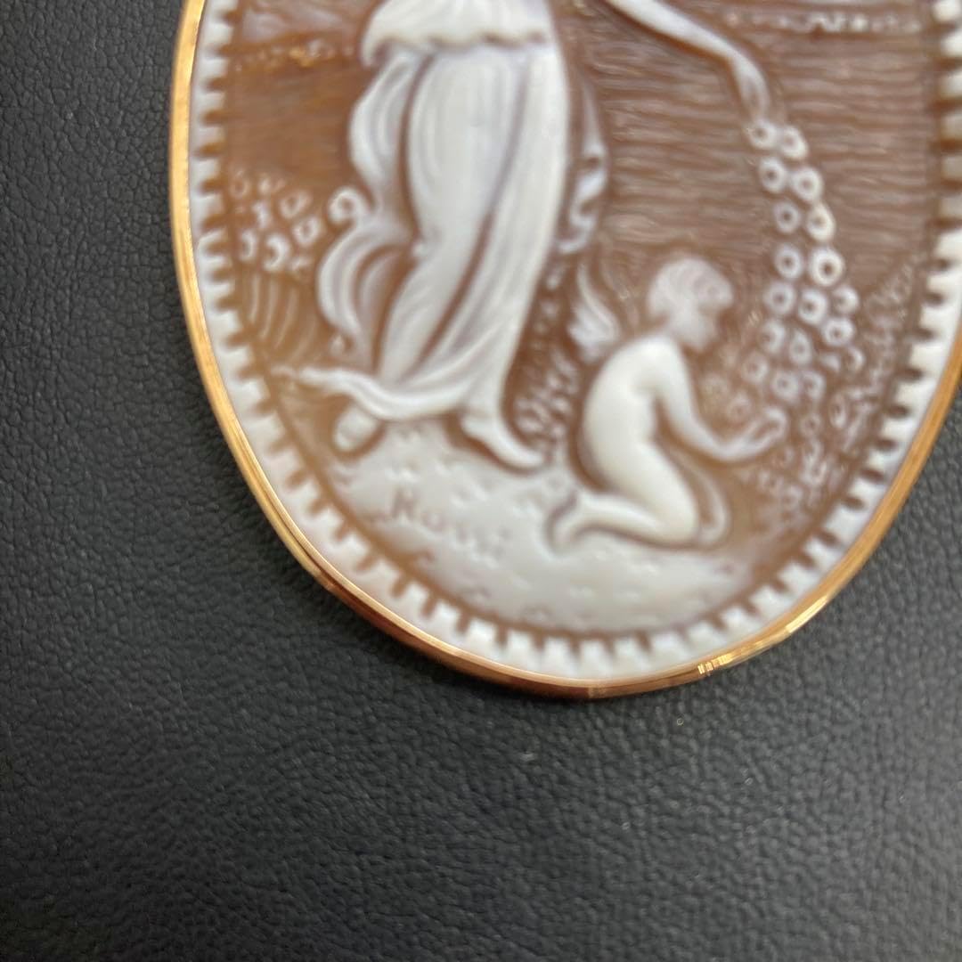 チョコレート✤作家ものシェルカメオ✤18K『小花に包まれて』2ways ✤作家ものシェルカメオ✤18金✤2ways チョコレート✤作家ものシェルカメオ