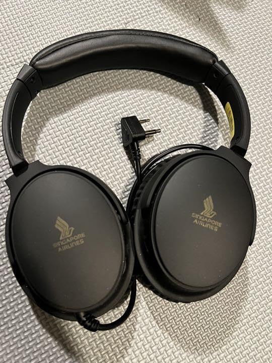 DELTA航空　ビジネスクラスヘッドホン デルタ航空ビジネスクラスヘッドホン - メルカリ