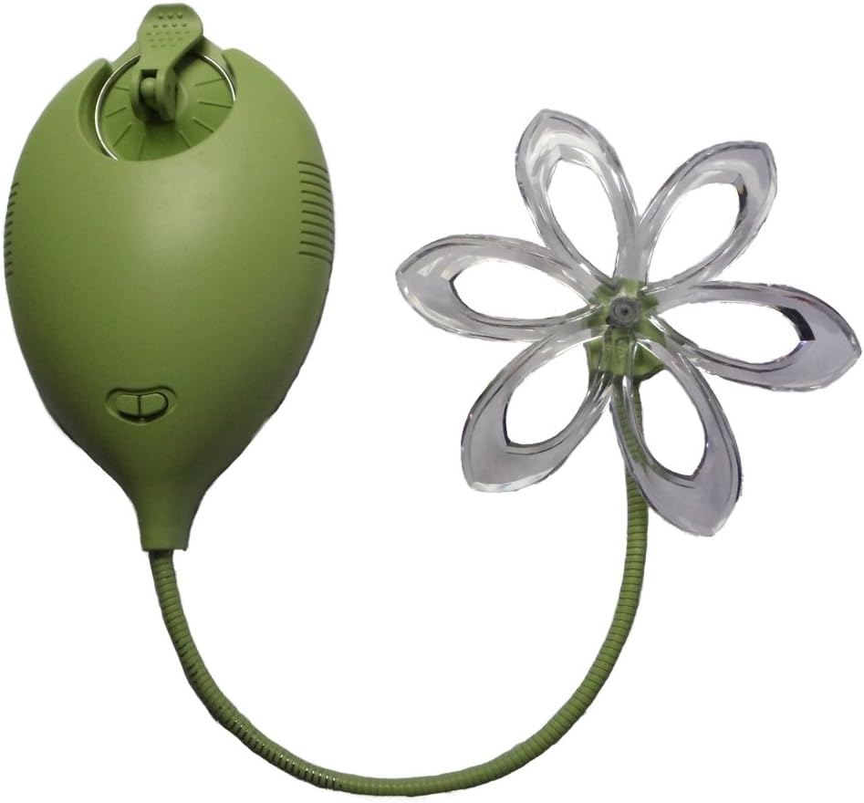 Moonbeam Solar Powered Nightlight Flower, Green