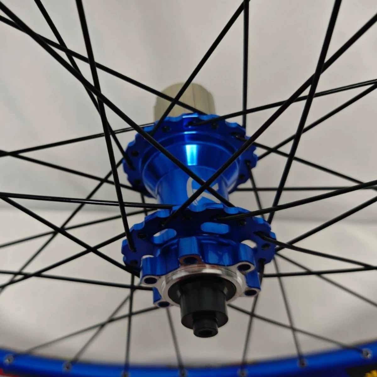 Amazon.co.jp: ダートジャンプバイクホイールセット 26 27.5 29