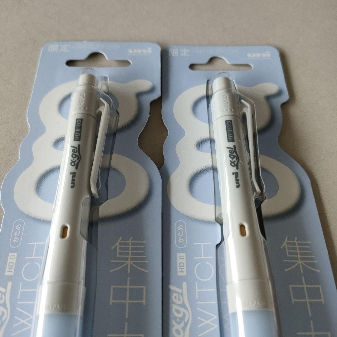 スイッチの横にあるシャーペン スイッチの横にあるシャーペン