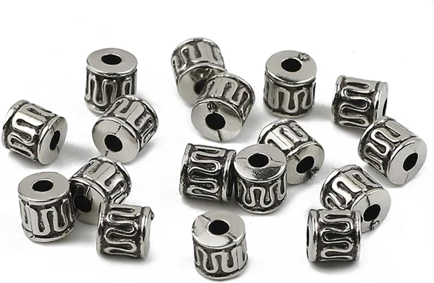 Dnyucen Spacer Beads 2000PCS Ancient Silver Plated Beads Through Hole Loose Beads