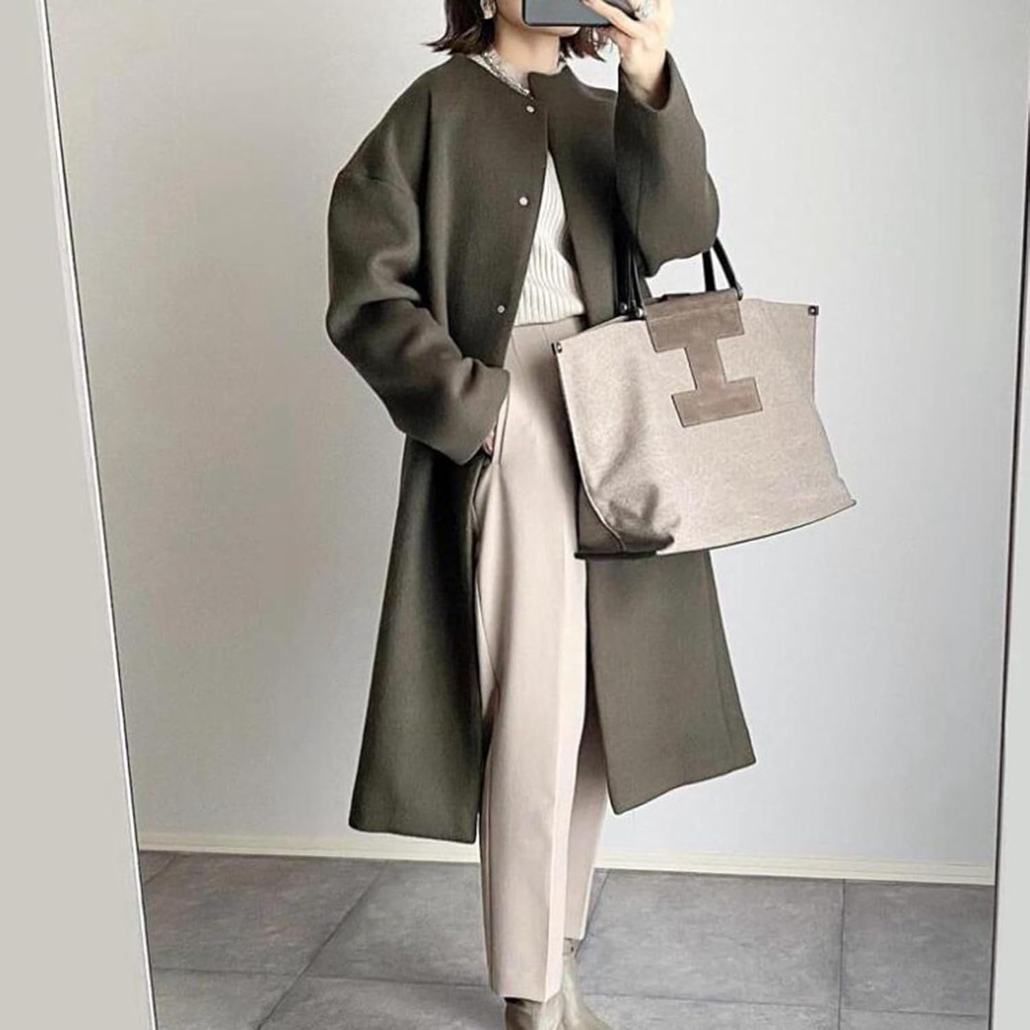 [RAMEMO] ラシャコート 丸首 レディース チェスターコート 膝丈 ロングコート 無地 簡約 シングルブレスト ジャケット 秋