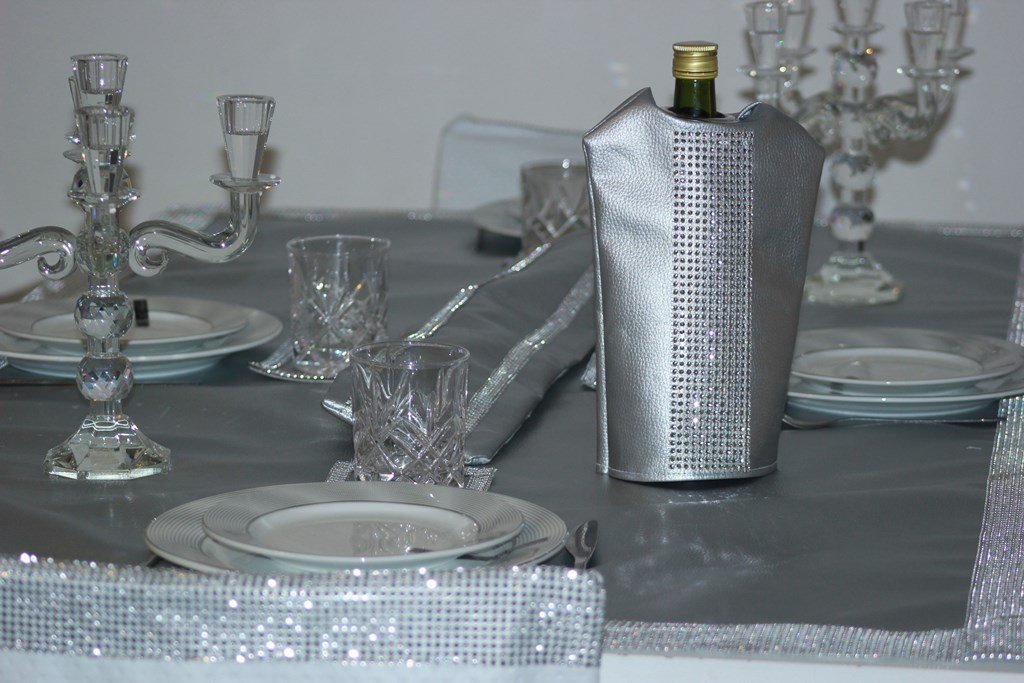 Cache-bouteille simili cuir 60x20x30 cm, le cadeau idéal pour amateur de vin