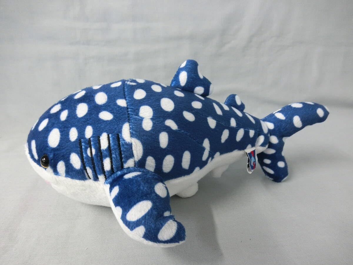 Amazon.co.jp: 海遊館 ジンベイザメ ぬいぐるみ ブルー タグ無し
