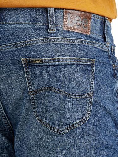 Lee Men's Big & Tall Extreme Motion Relaxed Straight Jean Maddox 44W x 32L