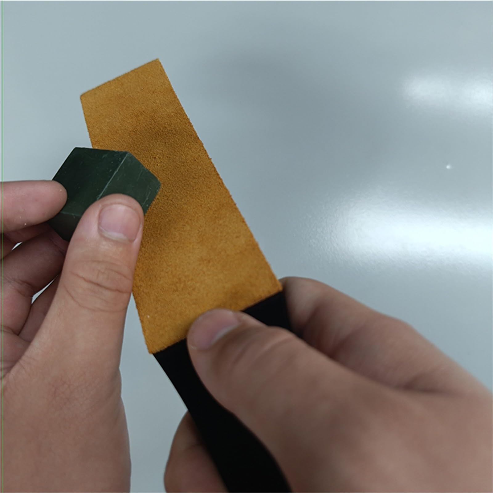 Cinghia abrasiva in pelle Kit di affilatura in pelle a doppio lato for affilare coltelli con composto lucidante(Color 7)