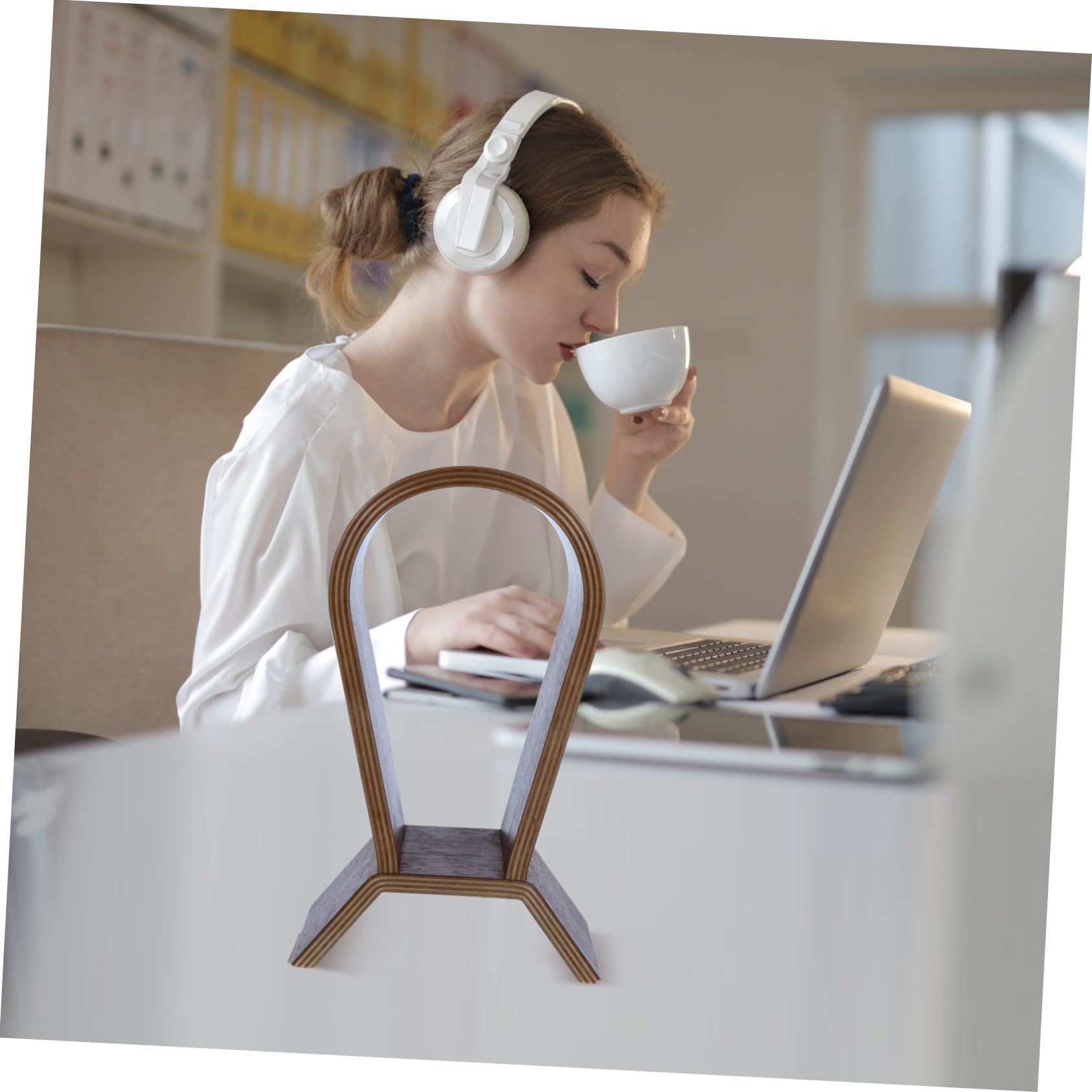Veemoon Soporte para Auriculares de Madera de Nogal Soporte de Exhibición para Auriculares Supraaurales y Gaming Adecuado para Hogar Oficina o Tienda