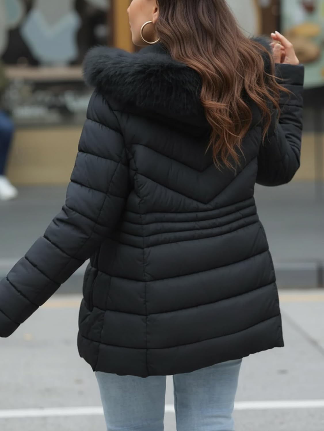 Bellivera Women's Winter Thickened Quilted Puffer Jacket Zipper Pockets Bubble Coat with Removable Hood and Faux Fur Collar - Image 5