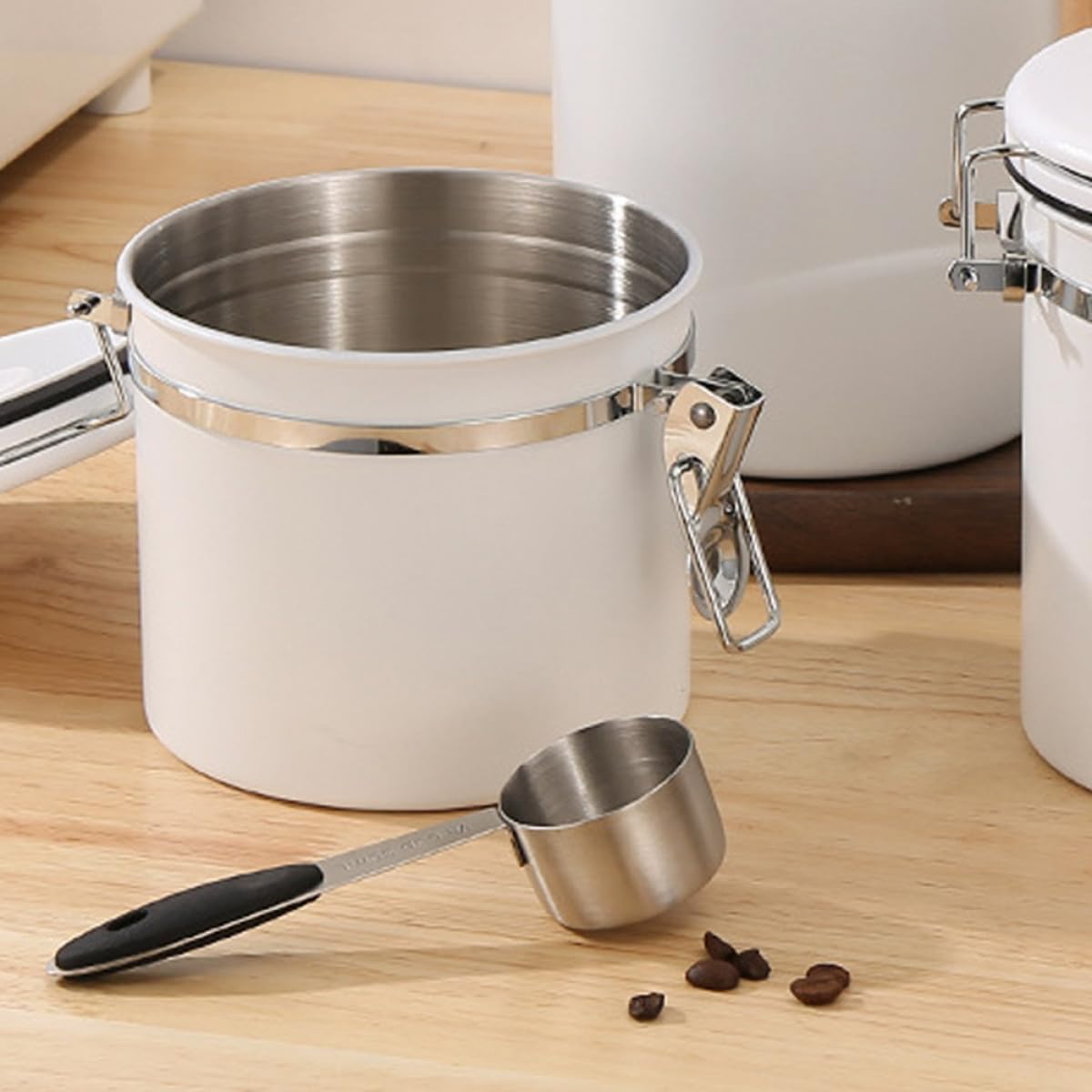 YARNOW Bote Hermético Adecuado para Conservar Granos de Acero Inoxidable con Cuchara 1.2l para Almacenamiento de Café y Té, Estanqueidad y Diseño Beige