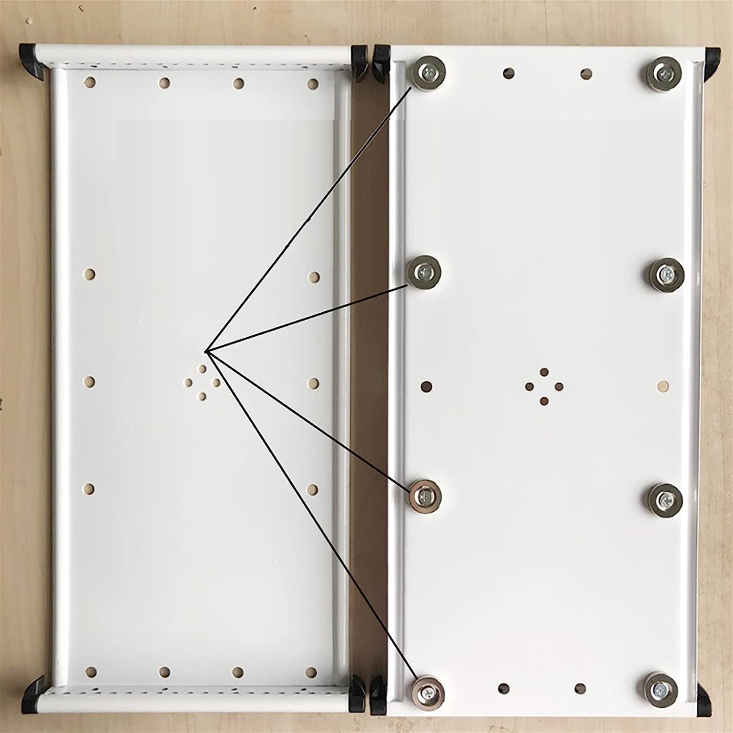 Kunst-Konferenzmappe, A4, Wandregal mit 20 Seiten, magnetischer Anziehungskraft für Metallausrüstung, Rot, Größe 33 x 22,9 x 17,8 cm