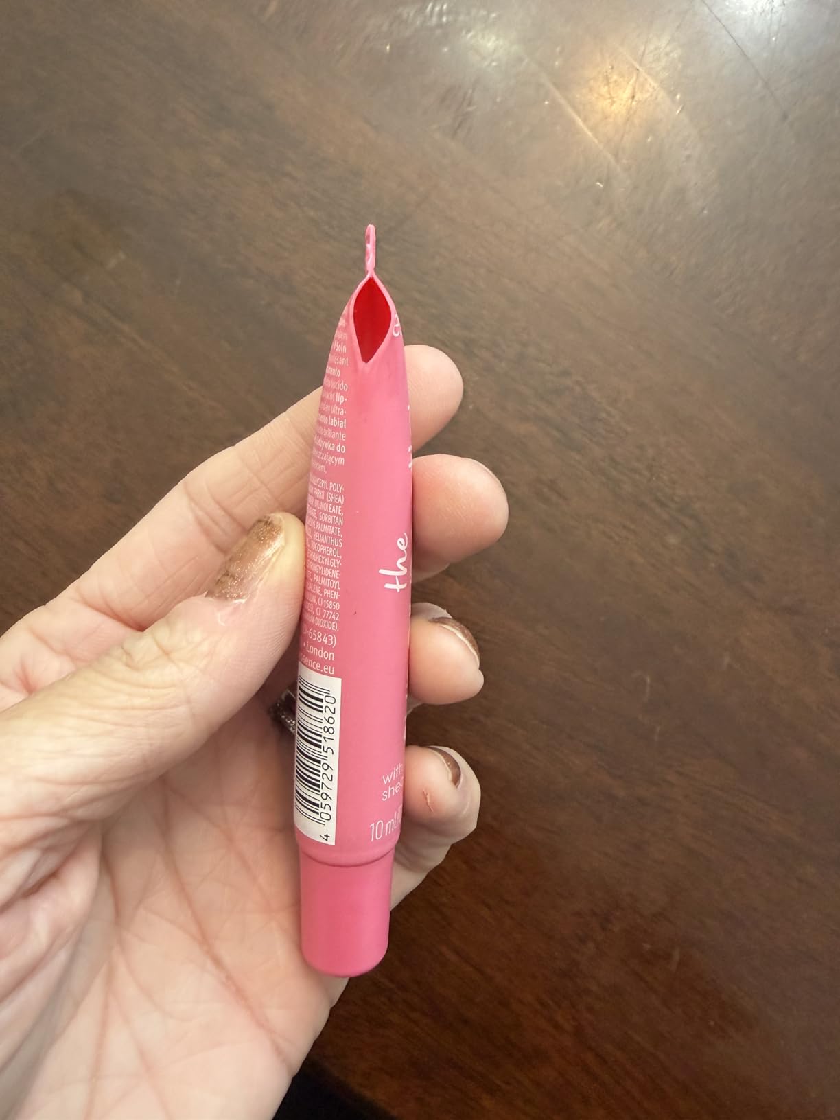 essence | The Super Peptide Glossy Lip Treatment | Hydrating, Nourishing and Non-Sticky | Vegan, Gluten Free and Cruelty Free (01 | Peptacular!)