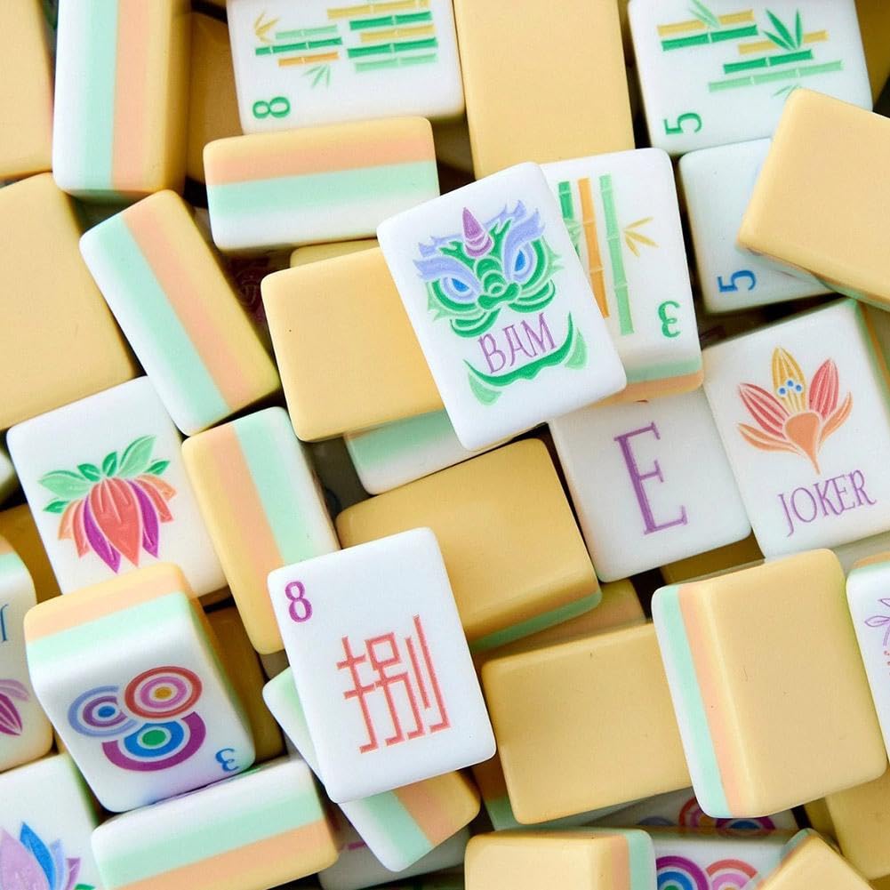 Set di piastrelle Mahjong americano, 160 pezzi in acrilico a 4 strati incisi Mahjong piastrelle 3,2 cm dimensioni standard set completo con accessori, set di gioco Mahjong per principianti gioco in