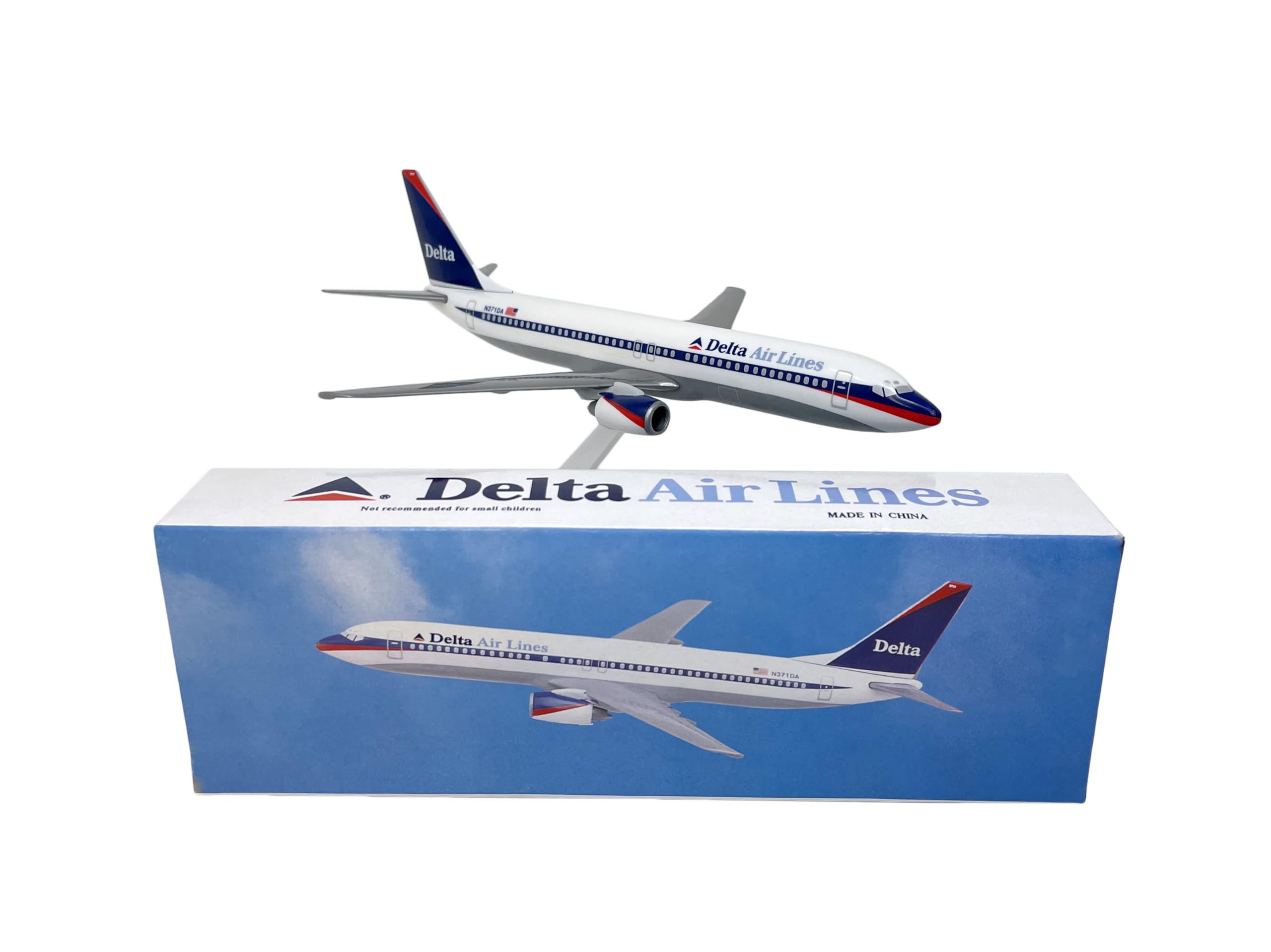Delta Shuttle 737-800 Scale Model - 1:200 Snap-Fit Display Plane For Aviation Collectors