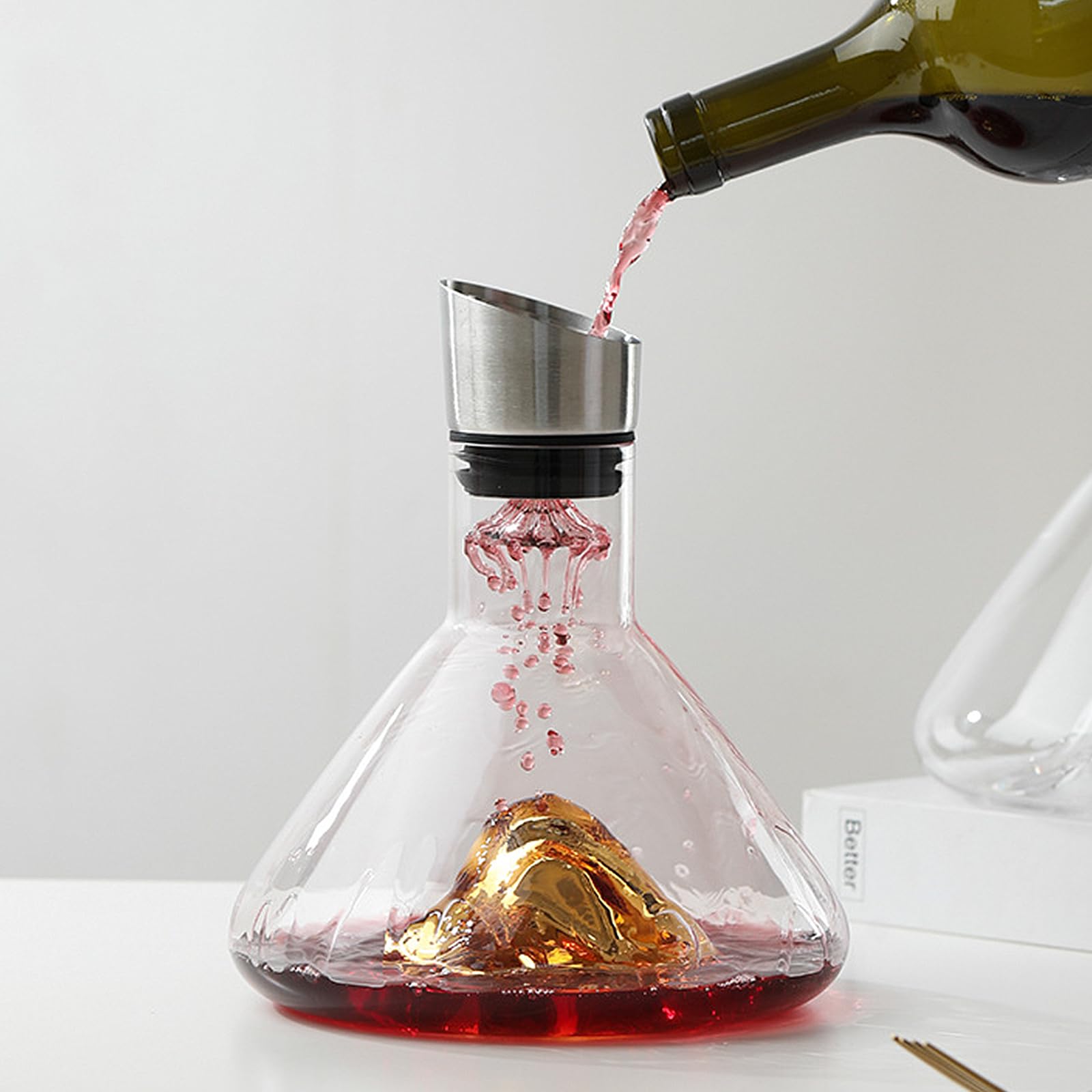 Kit de décanteur de vin avec filtre aérateur, décanteur de vin rouge 1,5 l, sans plomb, accessoires de vin soufflé à la main, aérateur de vin transparent Iceberg Design (doré)