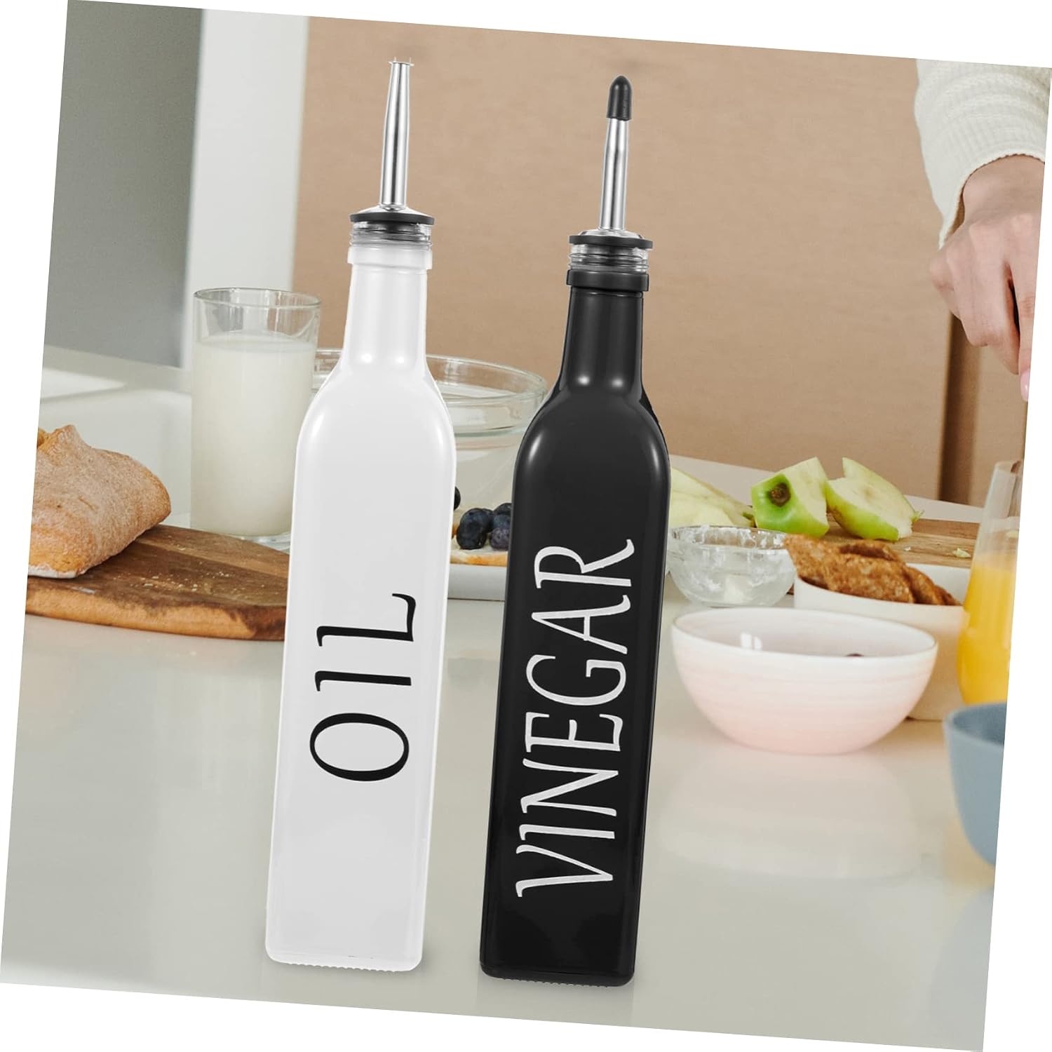 SHOWERORO Olive Oil Vinegar Dispenser Spray Spout for Kitchen Oil Vinegar Bottle Liquid Seasoning Dispenser Decorative Seasoning Holder