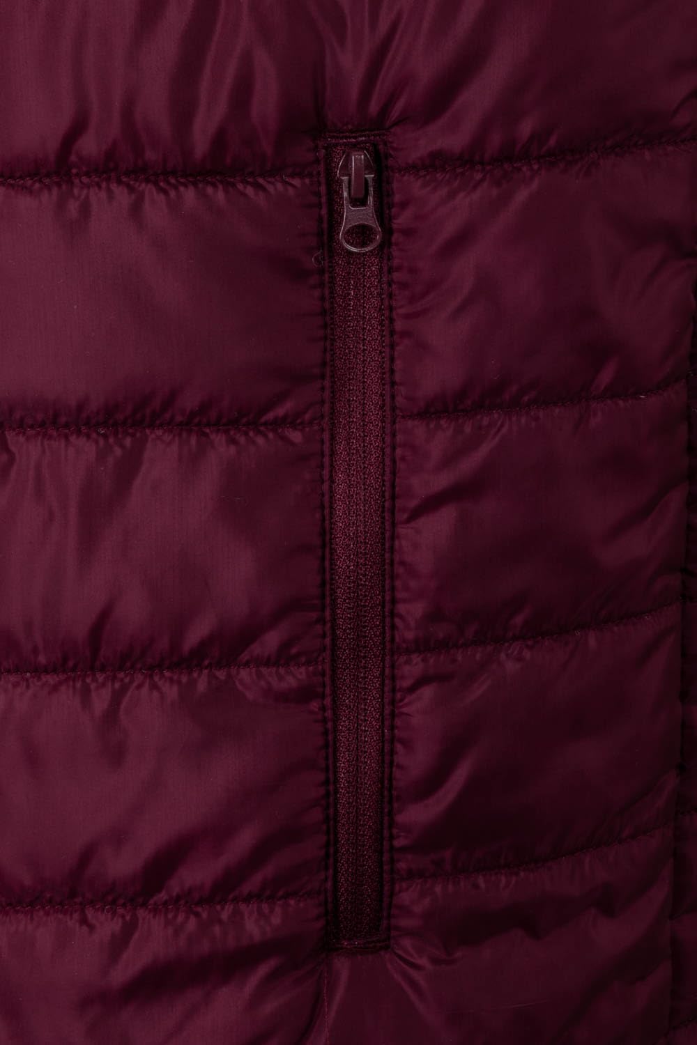 Mukua Melton; Chaleco Unisex Acolchado Ligero; Color Wine; Talla L