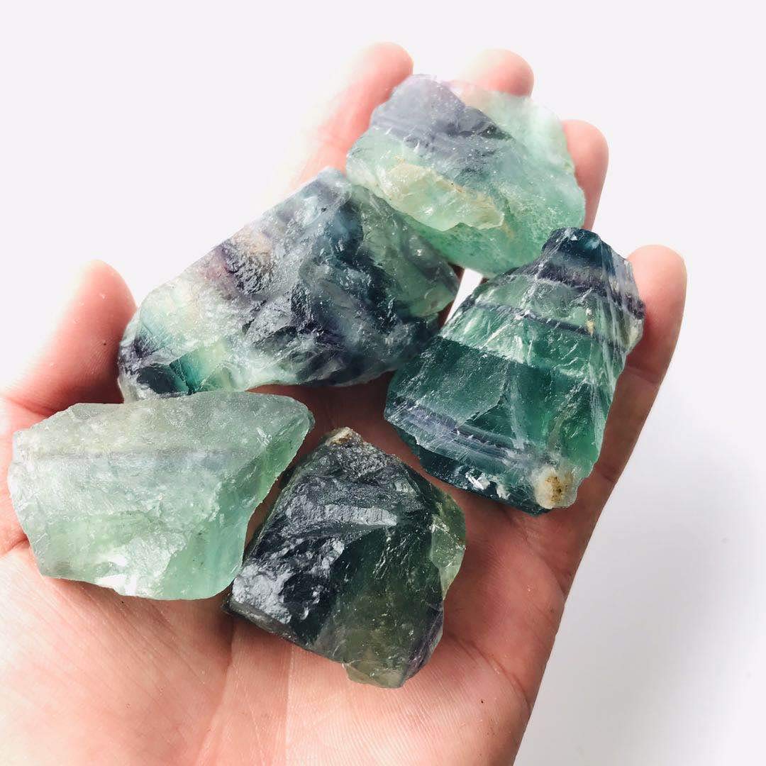 超大粒 天然水晶ルース 最終値下げ 世界最大級30.64ct！虹入り！極上宝石！