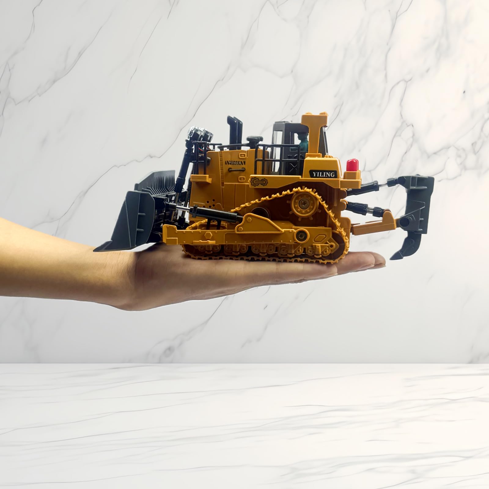 Escala1:16 11Canales Bulldozer teledirigido completamente funcional RC oruga con luz y efectos de sonido y spray; Niños 4 y 12 años Masculino Juguetes Regalo Pascua