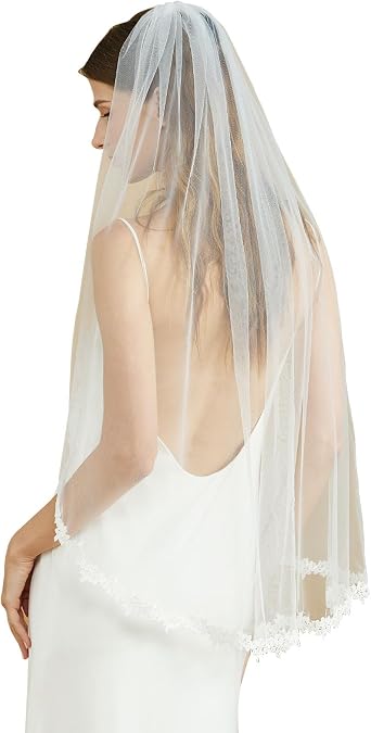 BEAUTELICATE Fingertip Length Veil Lace Applique Edge Wedding Bridal Veil with Comb 1 Tier