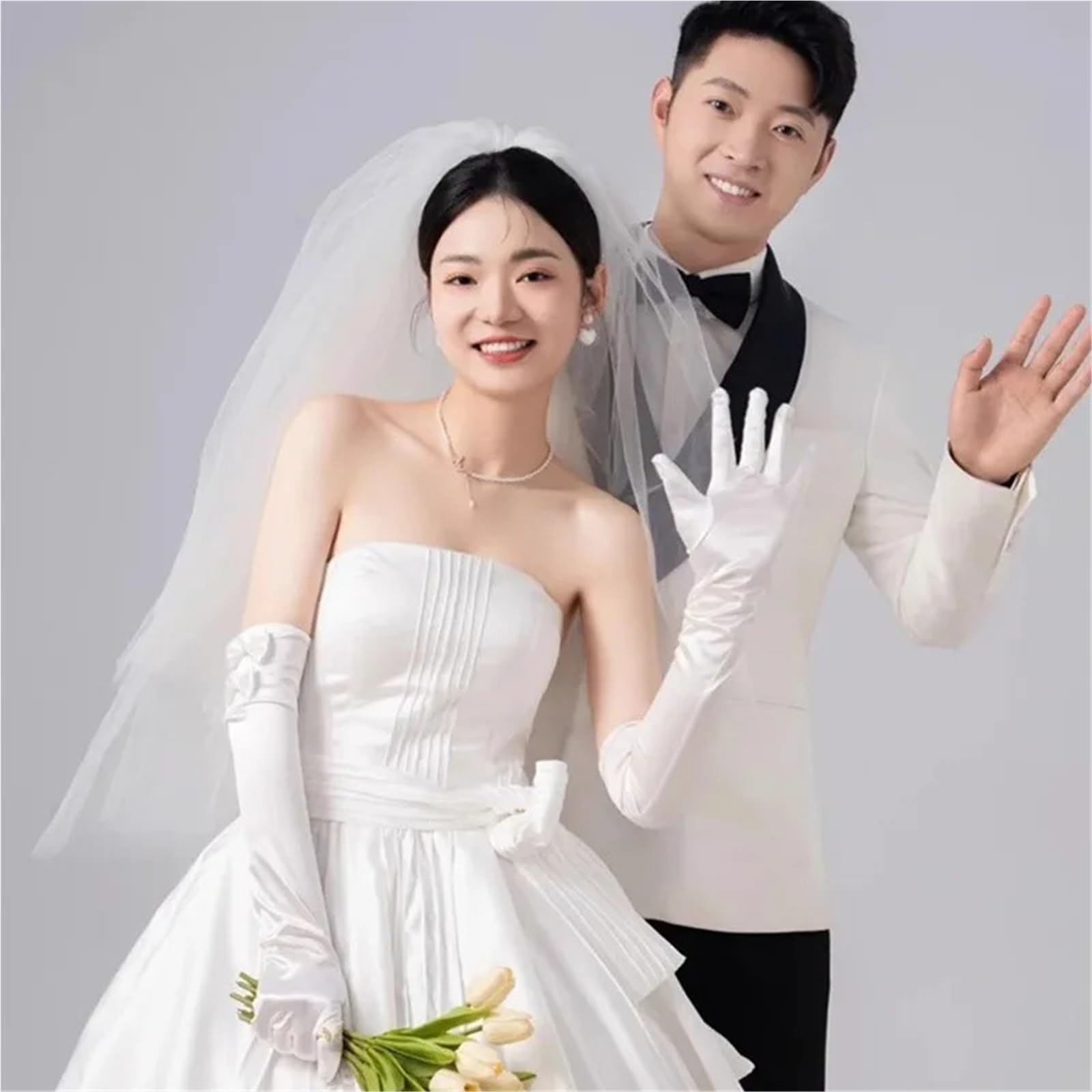 2 paia di guanti da sposa in raso lunghi eleganza vintage for abiti sera for banchetti nuziali Per Feste E Balli