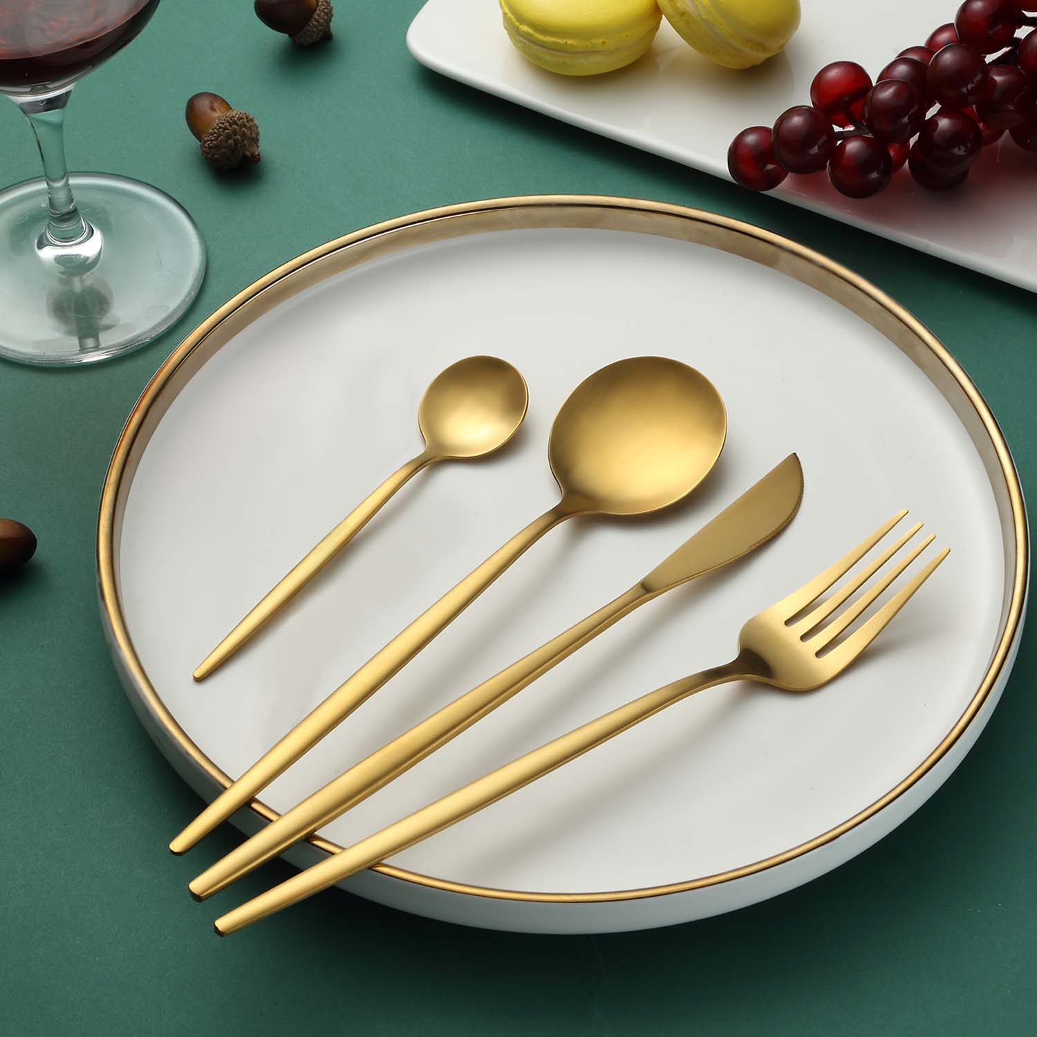 Set di posate per 6 persone – 24 pezzi oro opaco in acciaio inox – posate dorate con coltello, forchetta, cucchiaio, lavabile in lavastoviglie